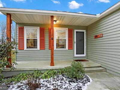 House for sale, 119 Lopax Road - Deck