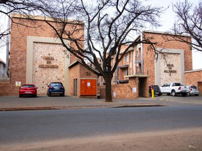 Flats to rent in Rustenburg, Rustenburg Local Municipality - Nestoria