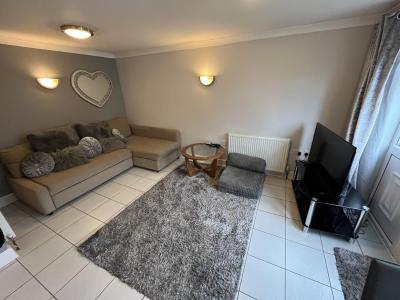 Haynes Close, Langley - Furnished