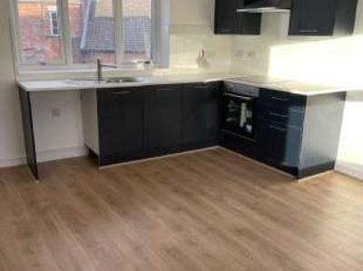 Flat to rent, Wolverhampton - Garden
