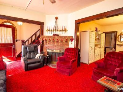 255 Lawton Avenue - High Ceilings