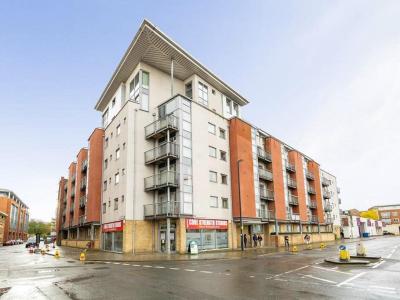 Thomas Court, Bristol BS1 - Lift