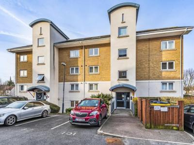 Chichester Wharf Erith DA8 - Balcony