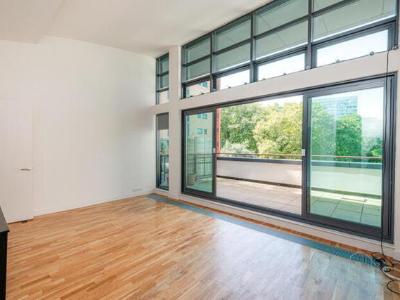 London, Greater London - Reception