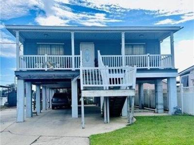 House for sale, Lafitte, LA - Patio