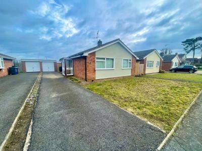 Fairhaven Way, Newmarket CB8 - Modern
