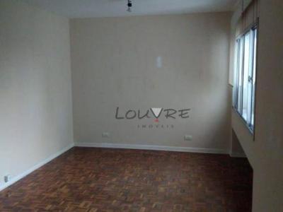 Vende-se Apartamento Praça da Sé 1