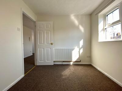 Flat to rent, Long Buckby