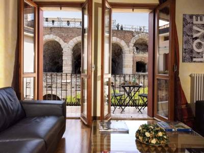 Appartamento in Affitto a Via Anfiteatro