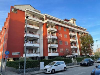 Appartamento in Affitto a Novara, Novara - Balcone