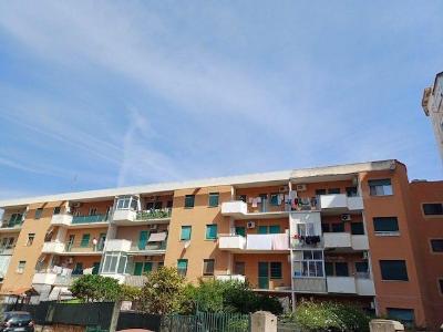 Appartamento in Vendita a VIA RE MARTINO - Balcone