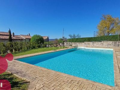 Appartamento in Vendita a Todi, Perugia