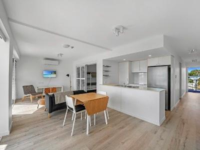 77 Tamarind Avenue - Near Beach, Lift