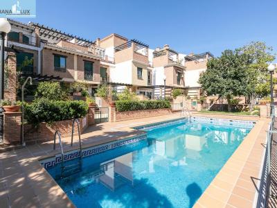 Piso en Venta en Granada - Piso