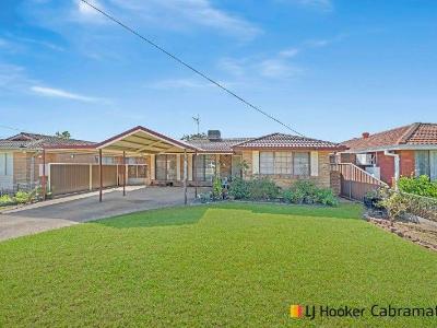House for sale 10 Supply Ave - Garden