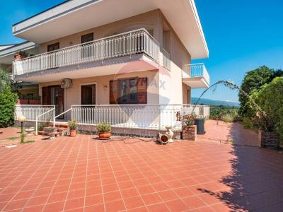 Casa in Vendita a Via Ispica - Villa